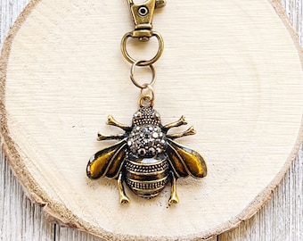 Gothic Bee Zipper Pull for Purse, Cute Backpack Charms, Unique Handbag Jewelry, Antiqued Brass Insect Zipper Charm, Cool Victorian Keychains