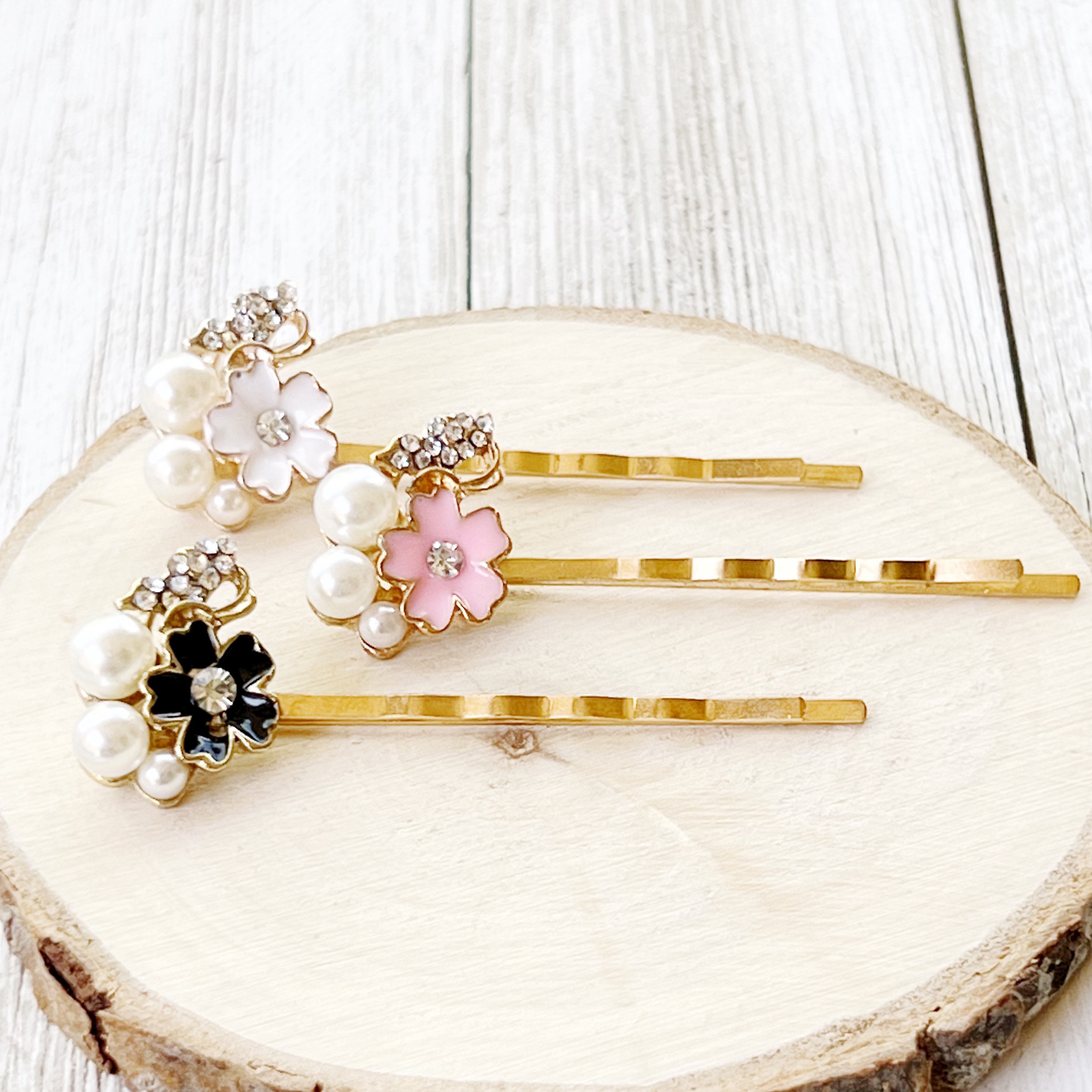 18 pcs Women Hair Pearl Barrettes Clip  Flower Bobby hairpins  set Amazon.com : White Pearl Hair Clips and Barrettes Set  main image 2