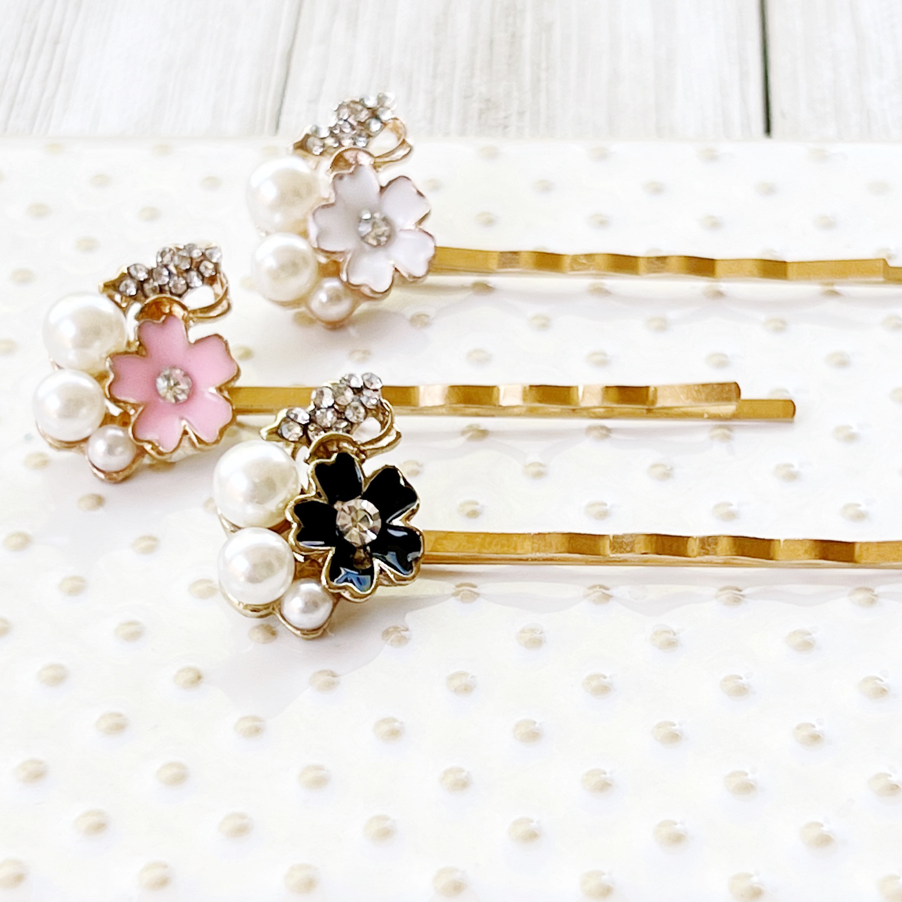 Pearl Flower Hair Pins, Pearl Floral Bobby Pin, Pearl Hair  display picture 1