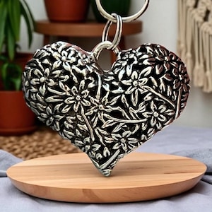 Antiqued Silver Heart Purse Charms, Black Floral Handbag Jewelry, Flower Zipper Pull, Cool Keychain, Large Backpack Charms, Pretty Love Gift