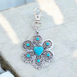 Turquoise Flower Keychain, Handmade Boho Bag Charms, Silver Filigree Purse Clips, Cute Floral Western Keyrings, Unique Jewelry Gifts for Her
