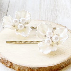 Floral Bobby Pins, Flower Hair Pins, Womens Hair Clip, Decorative Hair Accessories, Hair Pins for Women, Barrette for Women, Pearl Bobby Pin