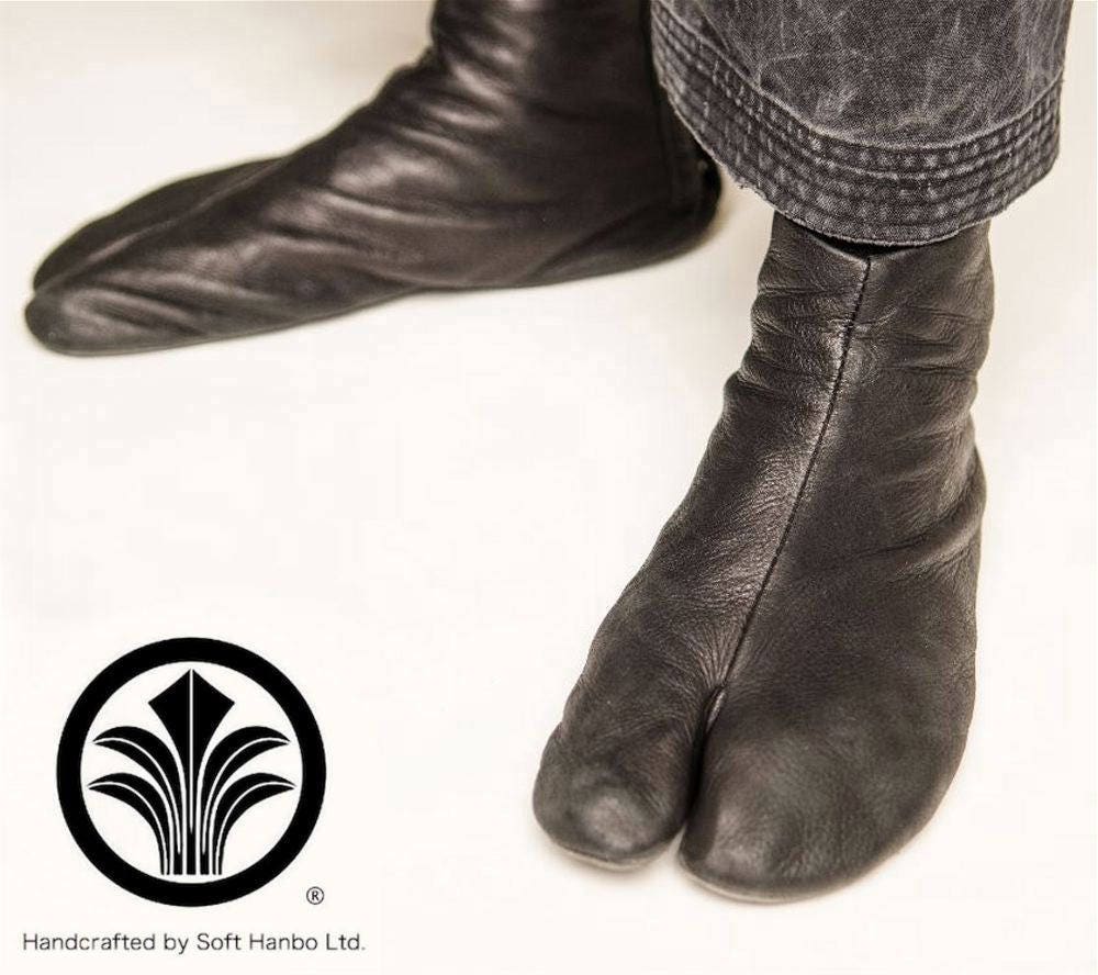 classic leather tabi shoes