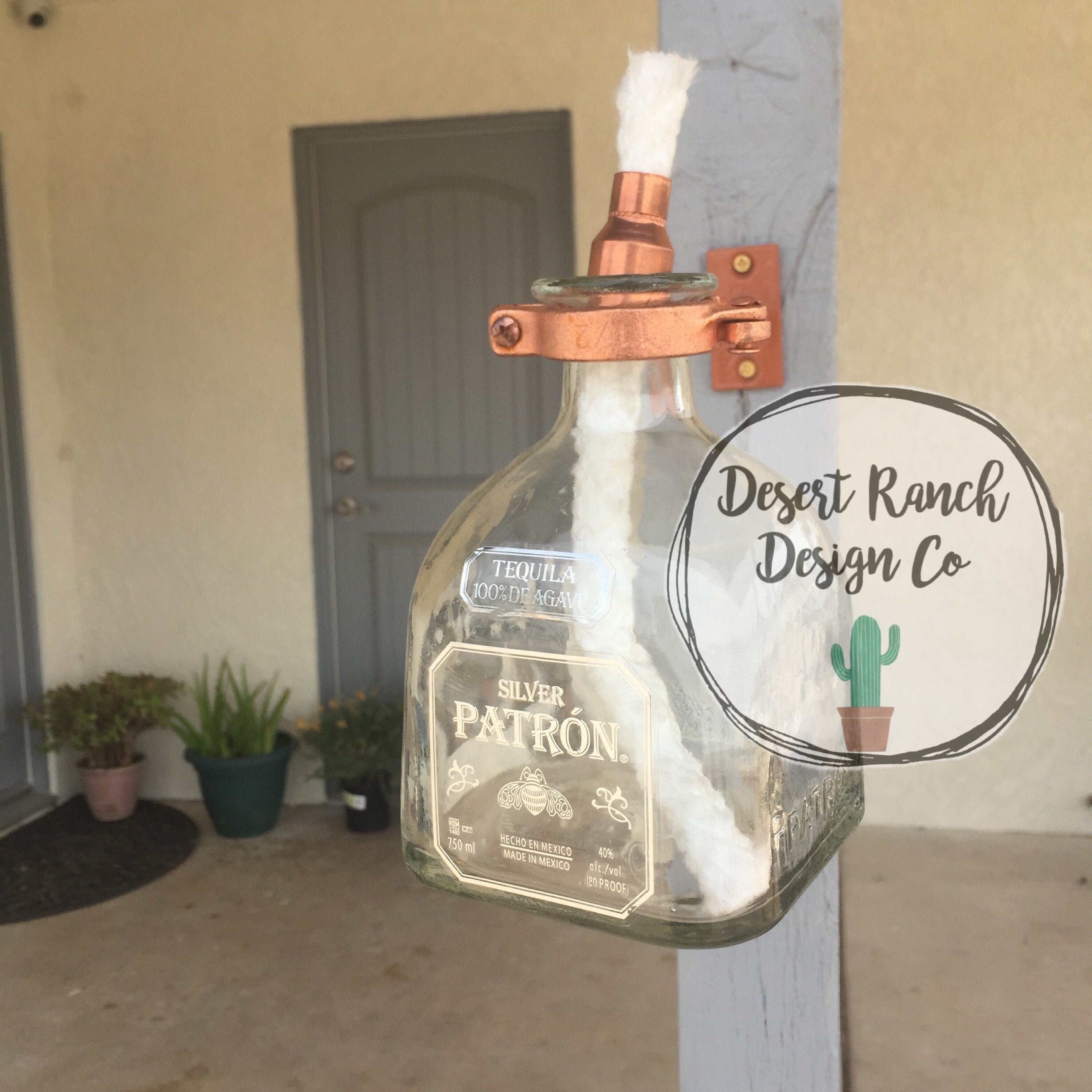 Upcycled Tequila botella Tiki antorcha lámpara de aceite | Etsy