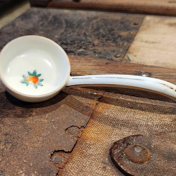 vintage Noritake Asian condiment spoon