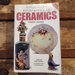 Antique Trader pottery and porcelain ceramics price guide