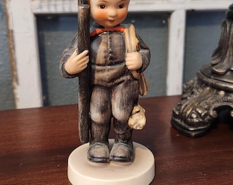 Vintage Hummel Figurine 