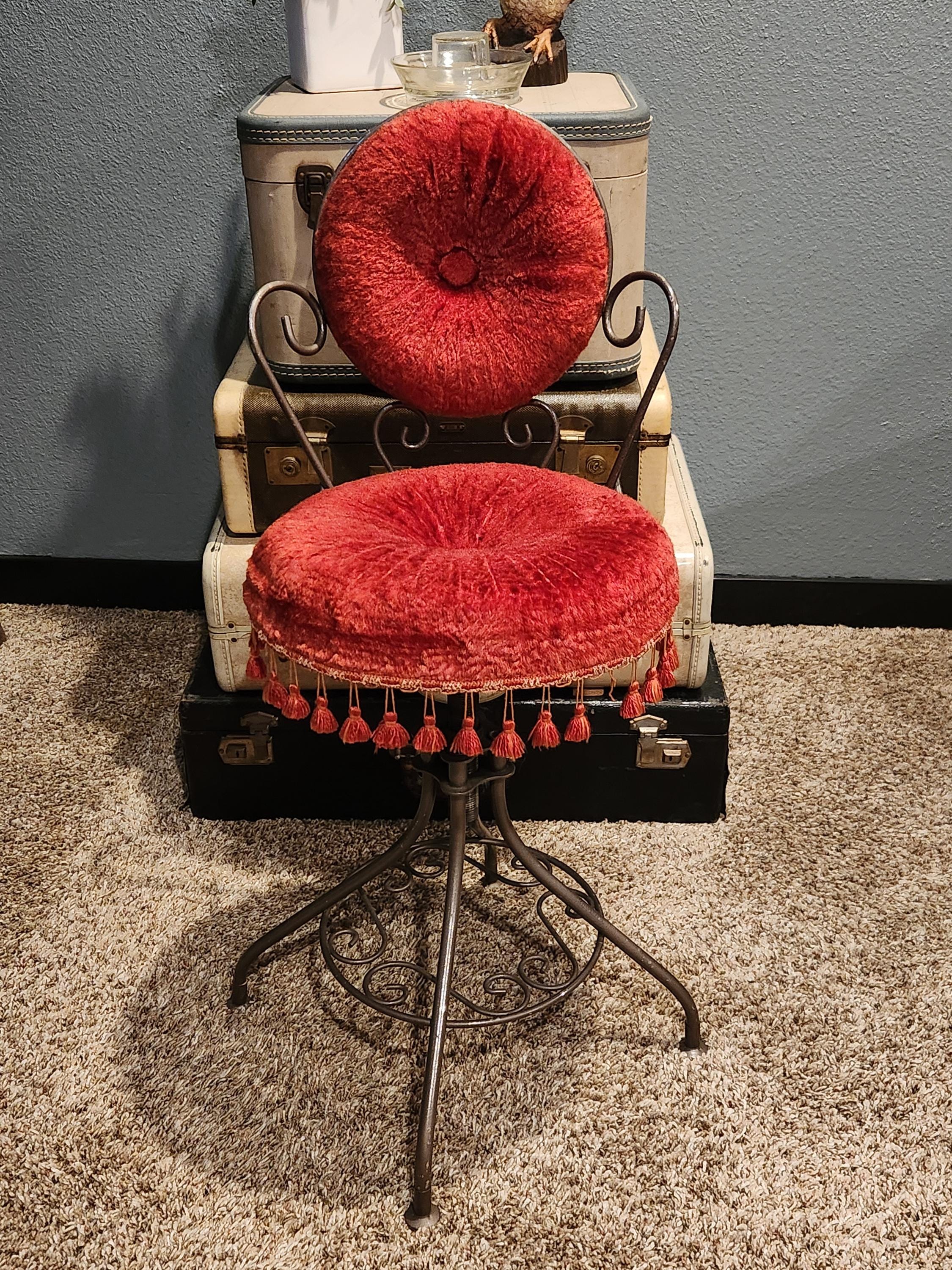 Gothic vanity chair discount