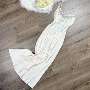 Sz S/M Vintage Y2K Victorias Secret Pure Silk Ivory White