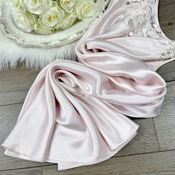 Christian Dior サテンパジャマ Mサイズ アイボリー Sz S/M Vintage 90s Christian Dior Light Pink Silky Lingerie Slip