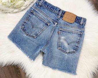 XS/25 Vintage Medium Wash Orange Tab Levis Cutoff Shorts