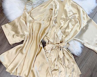 Conjunto de lencería vintage de los 90 de Oscar de la Renta, talla L, peignoir dorado sedoso.