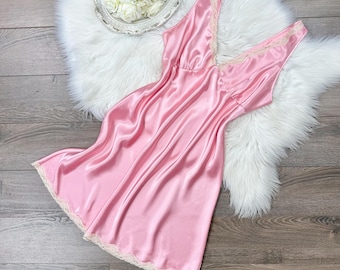 Sz 1X Vintage Christian Dior Pink Silky Plus Size Lingerie Slip