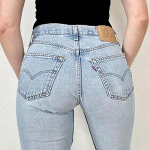 Sz 28 Vintage 501 Light Wash Slim Fit Straight Leg Levis