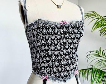 Gorset Chantal Thomass Victoria's Secret w kolorze czarno-białym z koronką i oczkami, rozmiar 34, vintage, rok 2019