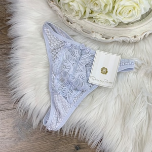 Sz XS/S Vintage 90s Oscar de la Renta Deadstock Periwinkle Lace Lingerie Thong Panties