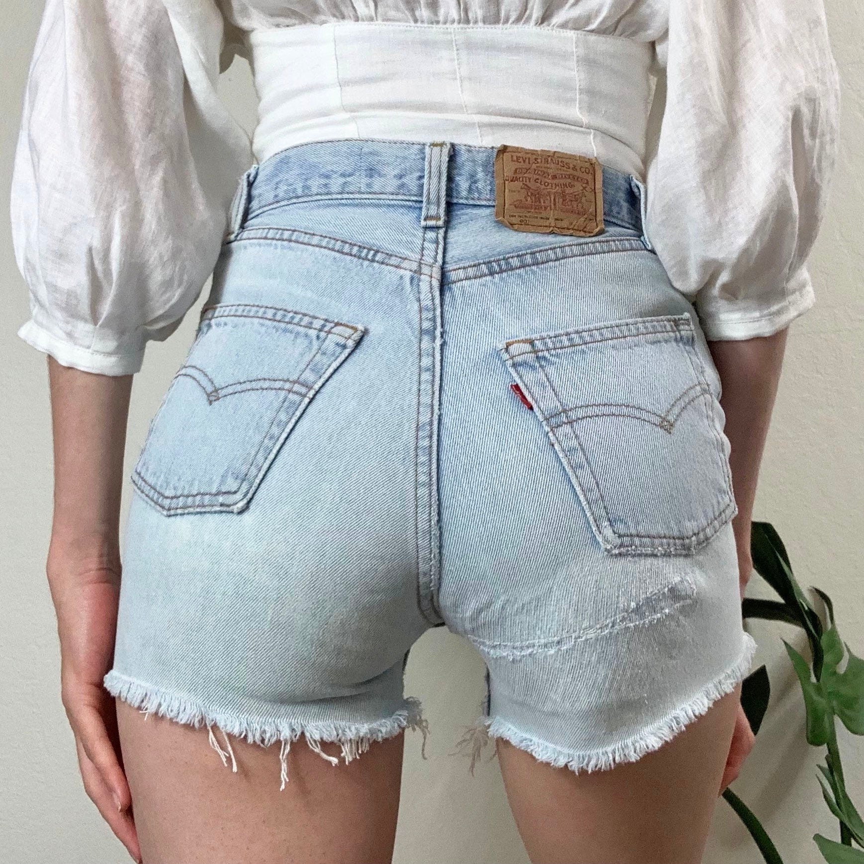XS/24 Vintage 901 Light Wash High Waisted Distressed Levis | Etsy