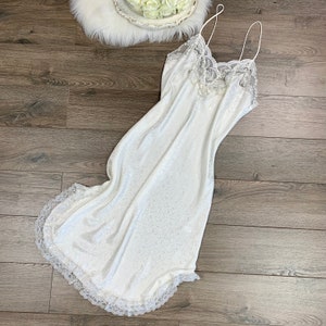 Sz M/L Vintage Christian Dior Ivory White Floral Print Silky