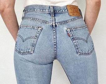 Sz 27 Vintage 501 Light Wash Slim Fit Straight Leg Levis
