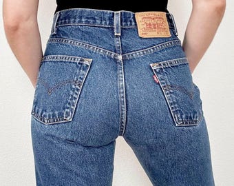 Sz 28 Vintage 505 Medium Dark Wash Slim Fit Straight Leg Levis