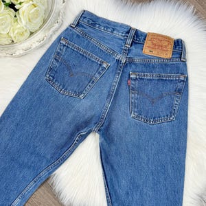 XS / 25 Vintage 501 Medium Wash Slim Fit Gerades Bein Levis