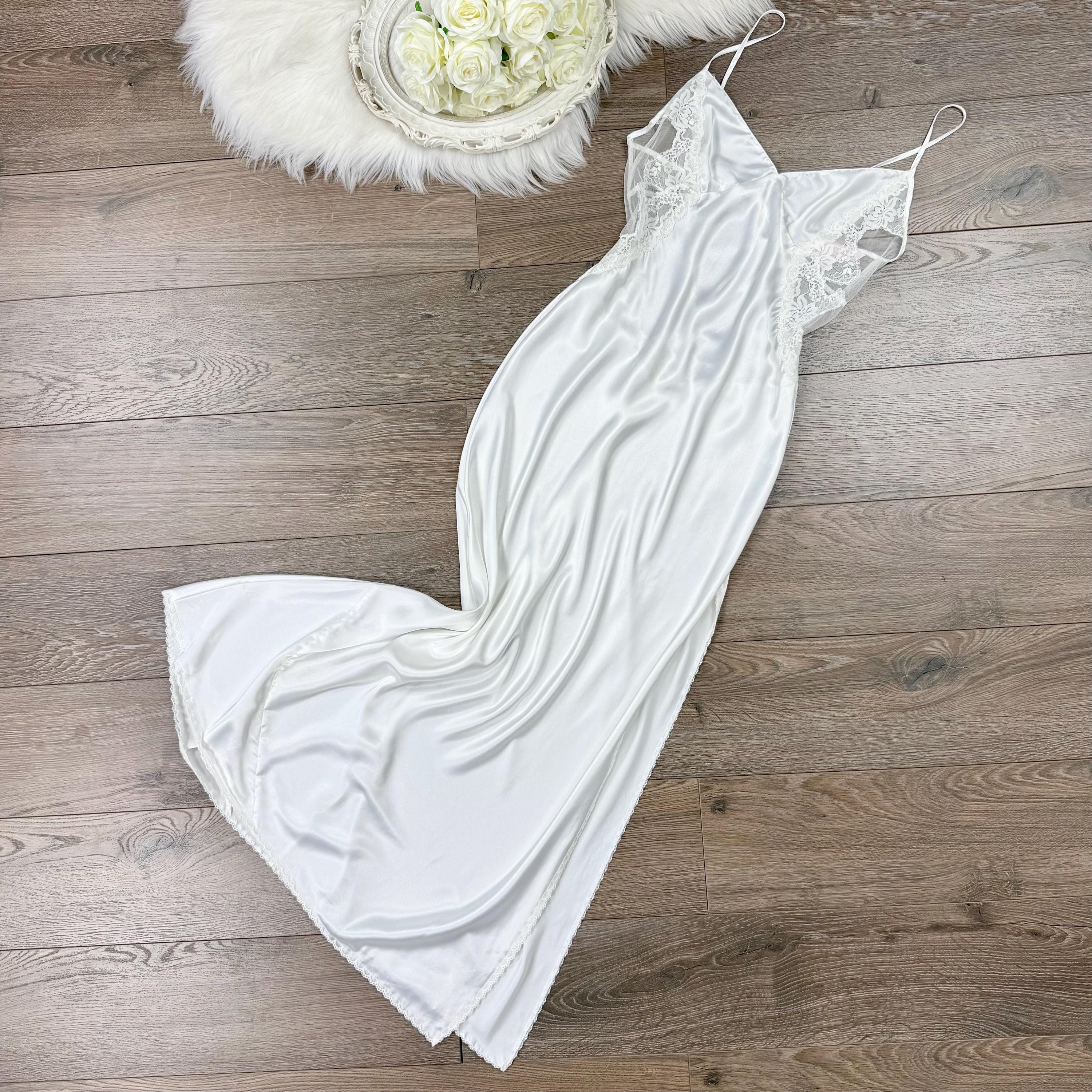 Sz XS Vintage Y2K Victorias Secret White Beaded Silky Lingerie