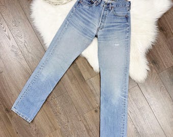 Levi's Vintage 501 Light Medium Wash Slim Fit Straight Leg, talla 26