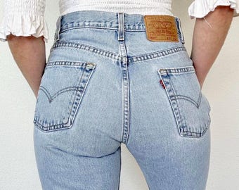 Levi's vintage 505 de corte ajustado, desgastado y lavado claro, talla 27/28