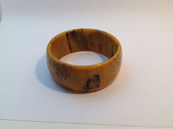 Bakelite bangle bracelet - image 2