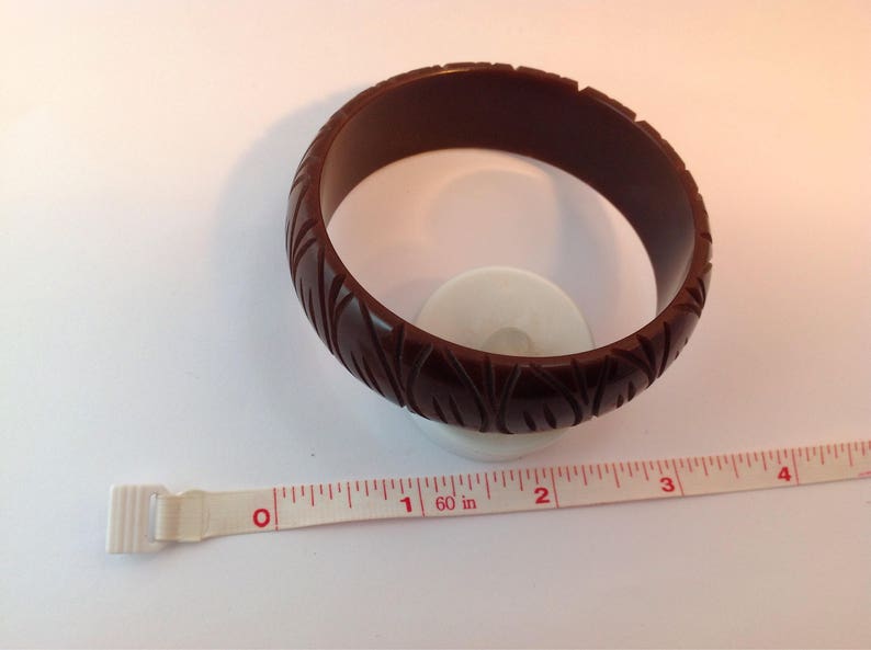 Bakelite bangle Bracelet carved rich chocolate brown image 4