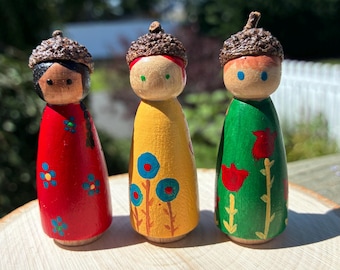 Peg Dolls with Acorn Hats Handpainted Peg Doll Set