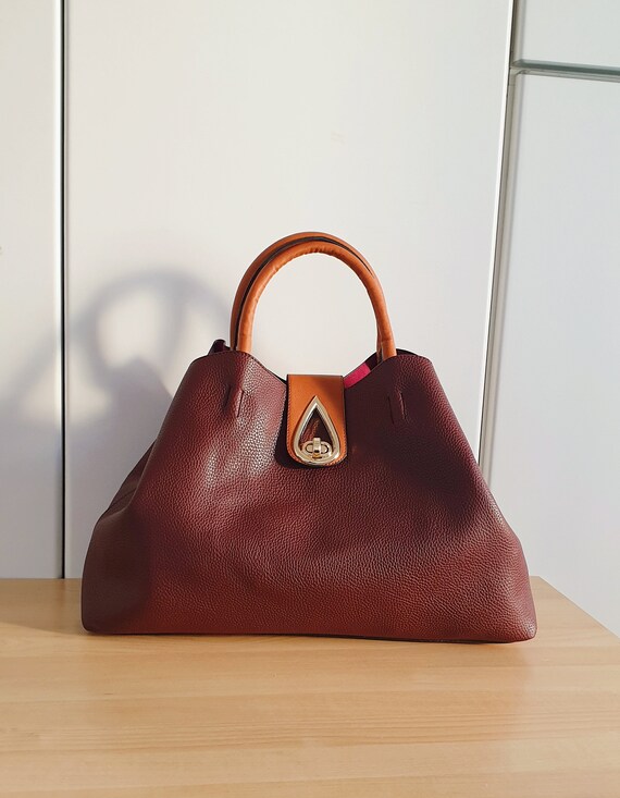 Tote hand bag