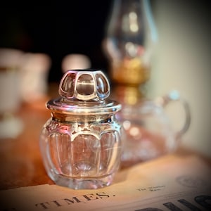 Vintage Cut Crystal Vanity Jar with Silver-Plated Lid – Mid-Century Dressing Table Storage