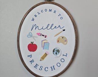 Aangepast cadeau leraar waardering, geborduurd bord in de klas