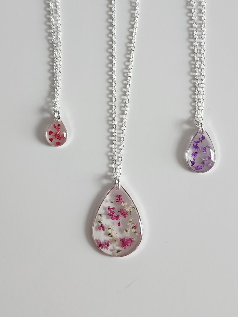 Birth Month Flower Necklace image 3