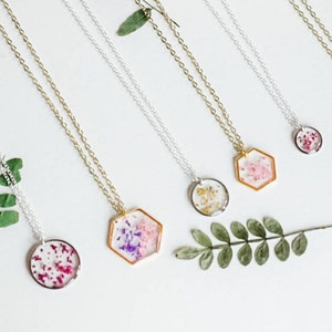 Birth Month Flower Necklace image 10