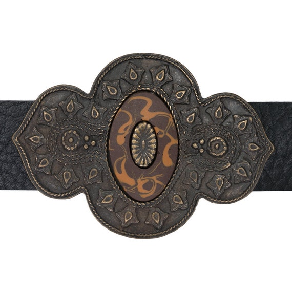 Oval Shaped Flower Made of Old Brass With Two Tone Resin and 