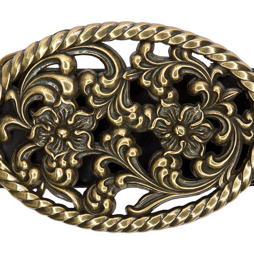 Vintage Brass Belt Buckle: Intricately Carved and Designed  display picture 1