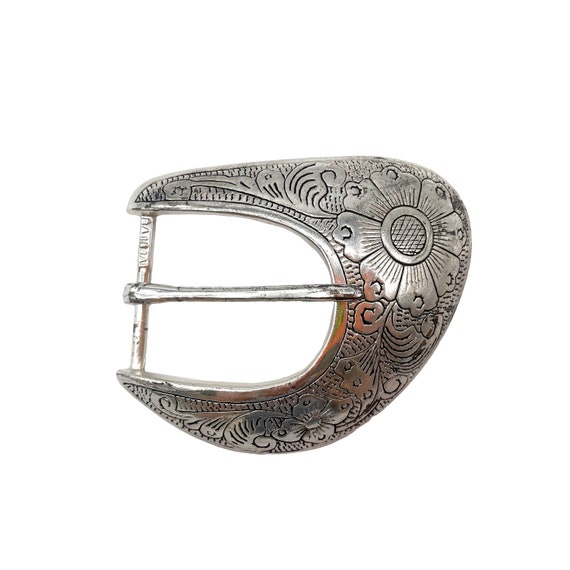 Engraved Old Silver Buckle with Floral Design - image 1
