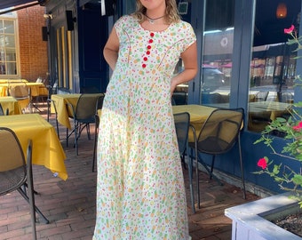 1970’s fruity polka dot maxi dress