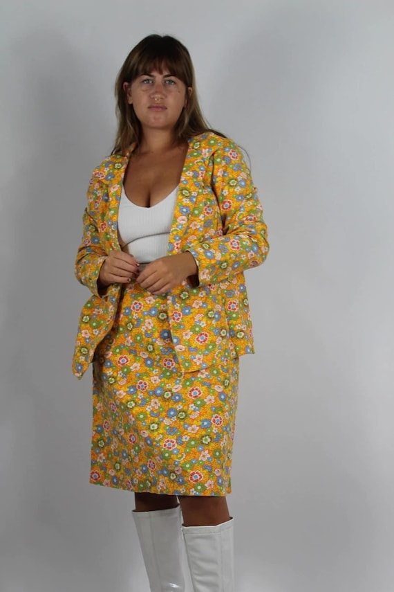 60’s Groovy Floral jacket & skirt set