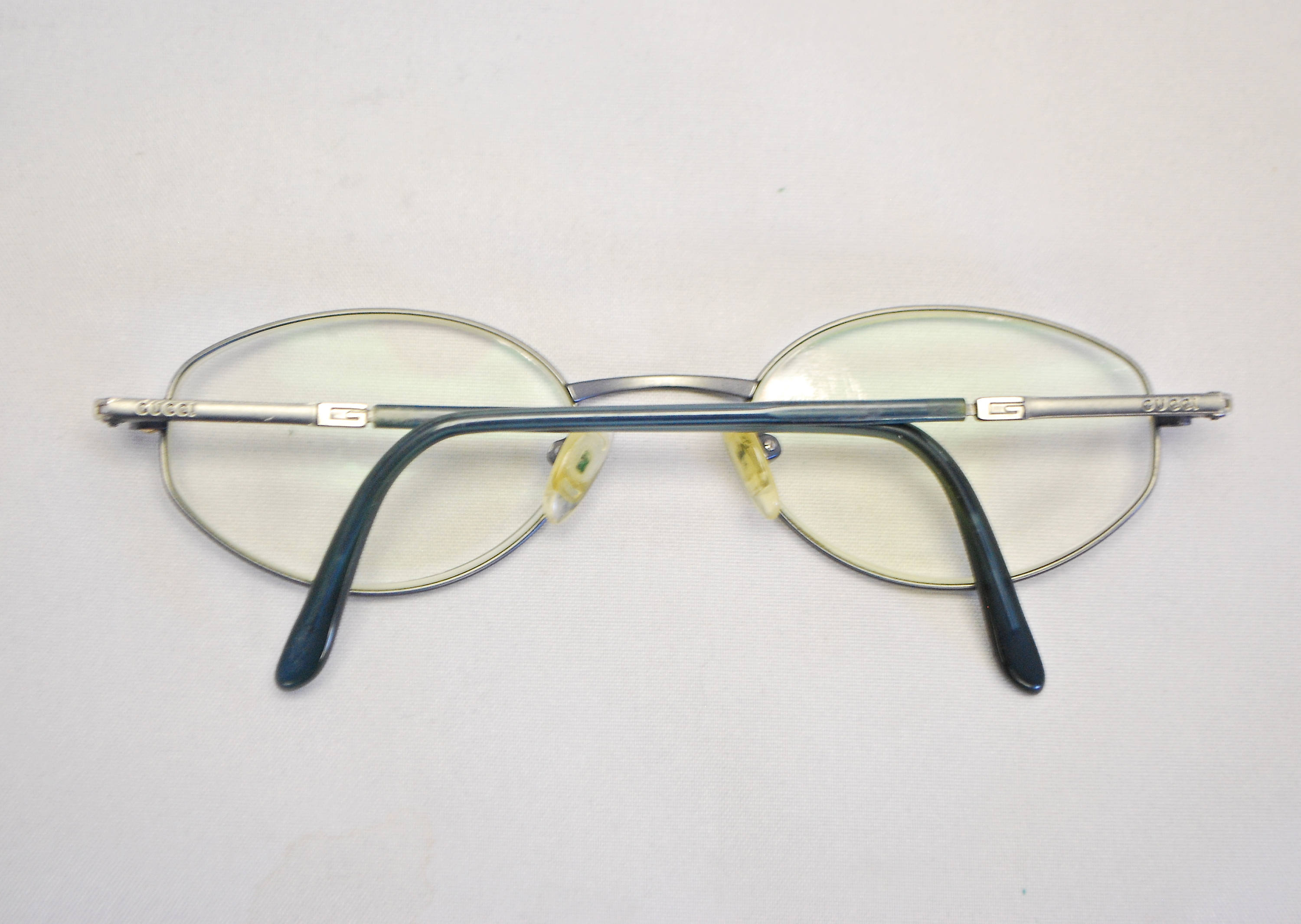 Vintage 1990's GUCCI Oval Eyeglasses / Model# GG 2368 6XG / Retro