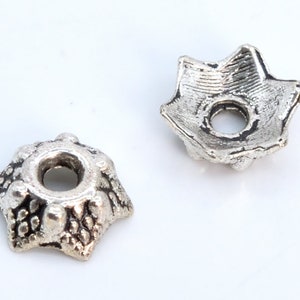 50 Pcs - 5x2MM Special Shape Bead Cap Antique Silver Tone Zinc Alloy Bead Cap (62953-2334)