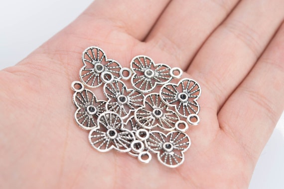 30 Pcs - 15x13x1mm Flower Charm Antique Silver Tone Zinc