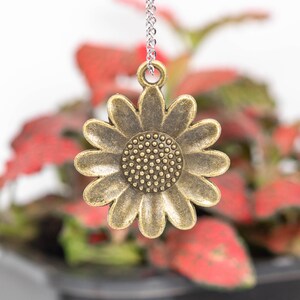 10 Pcs 30x26MM Sunflower Charm Antique Bronze Tone Zinc Alloy Metal Charm 110461-3145 image 1