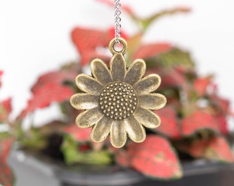 10 Pcs - 30x26MM Sunflower Charm Antique Bronze Tone Zinc Alloy Metal Charm (110461-3145)