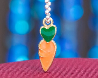 6 Pcs - 15x5x1MM Charm Carrot Gold Tone With Orange & Green Enamel Charms (65841-3296)