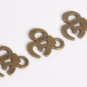 30 Pcs - 10x10MM Antique Brass Spacer Beads (64331-2485)