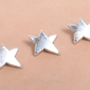 10 Pcs - 18x13MM Antique Silver Tone Star Spacer Beads (64648-2544)