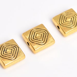 20 Pcs - 8x8MM Gold Tone Square Spacer Beads (64294-2483)